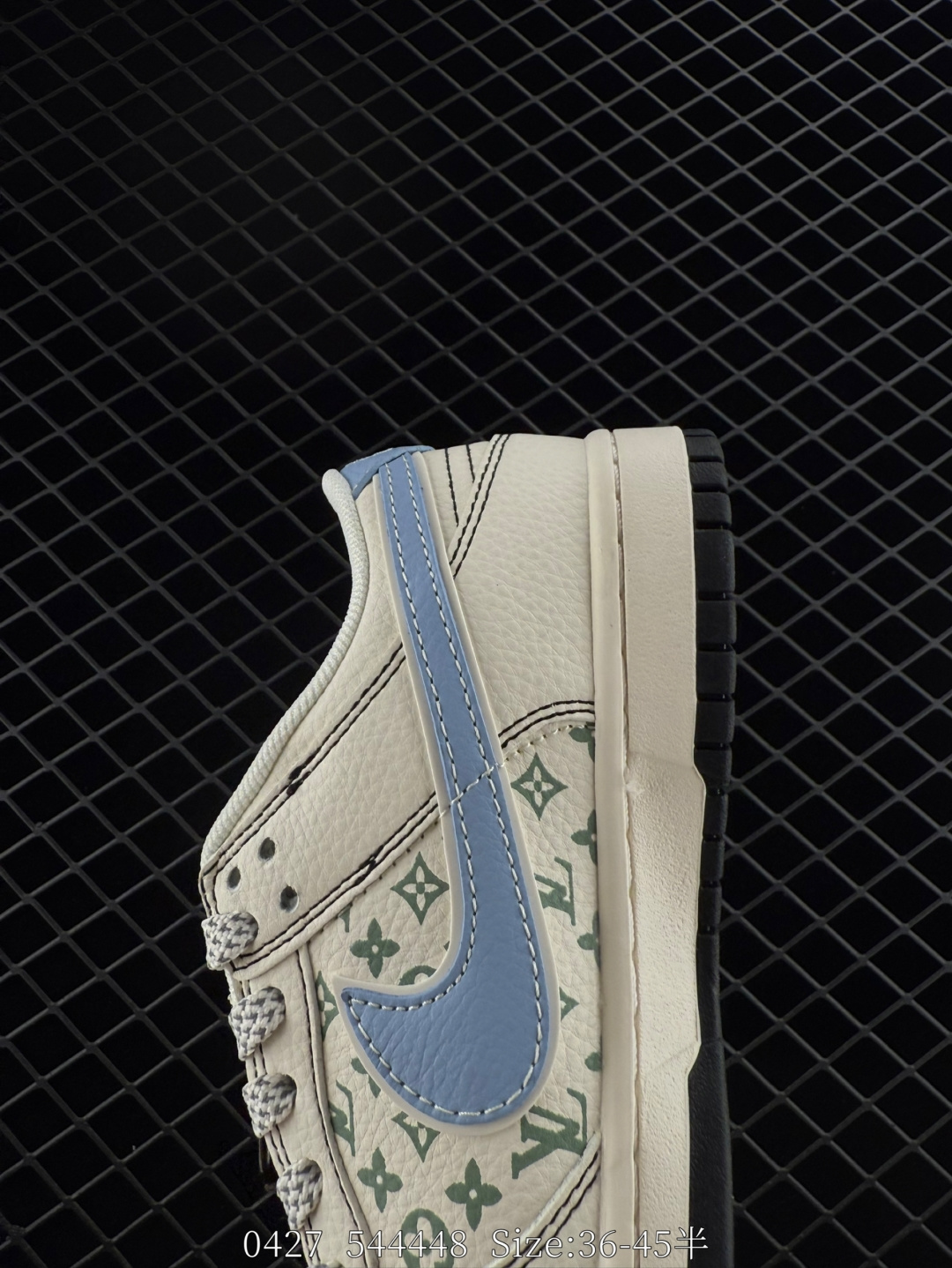 Travis Scott x Air Jordan 1 ” Reverse Mocha “